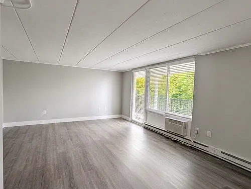 Floor plan Renovated 1 Bedroom