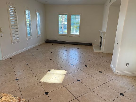 4th image of 22026 Sagebrook Rd