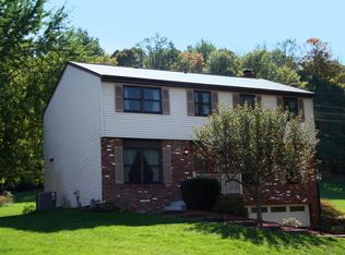 177 Oakdale Dr, Zelienople, PA