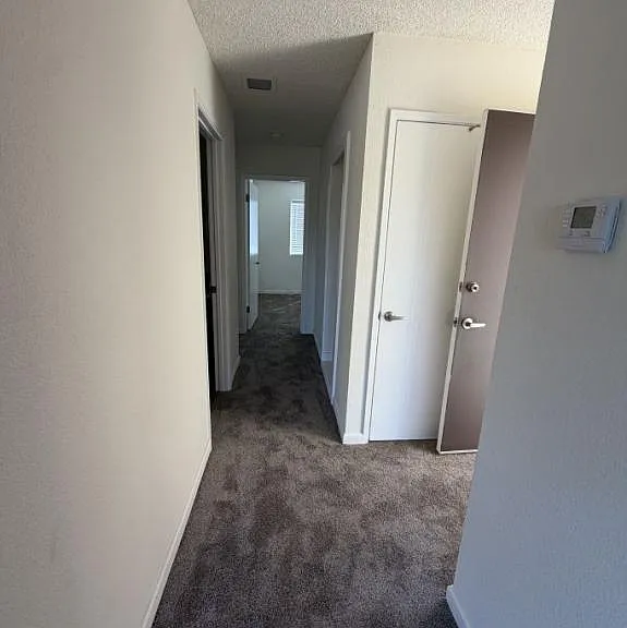 135 S Ash St — Photo 7