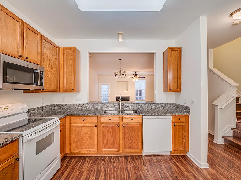 126 Bumble Cir — Photo 8
