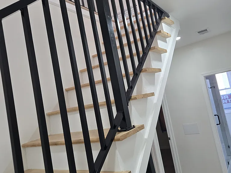 13 Vermont Ave — Photo 14
