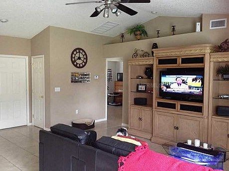 5th image of 1670 Meadows Pond Dr