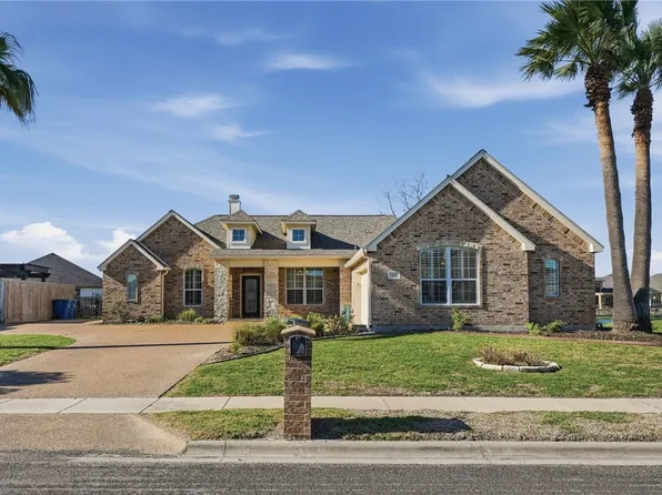 537 Pinehurst Ave, Portland, TX 78374