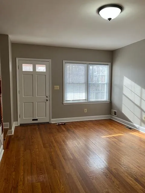 1446 Redfern Ave