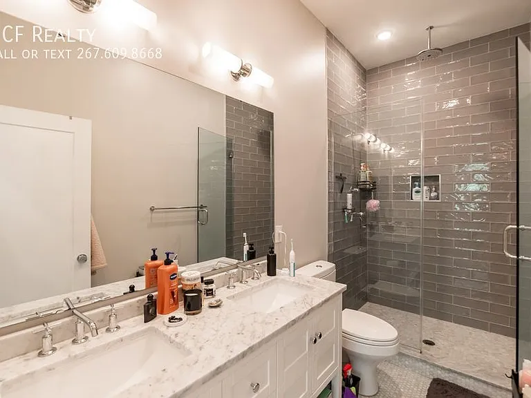 711 N 16th St #1 — Photo 13