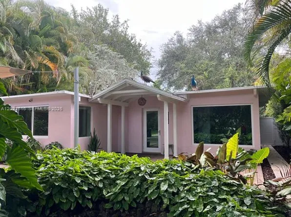 6851 SW 77th Ter, South Miami, FL 33143