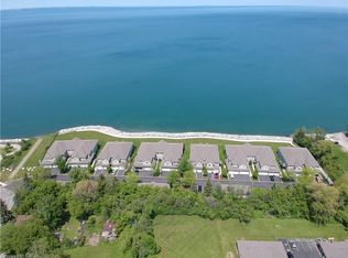 484 Millen Rd #9, Hamilton, ON L8E 6G4