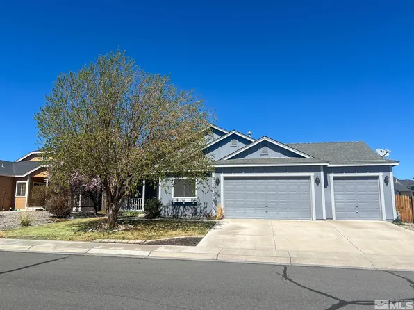 1090 Aster Ln, Fernley, NV 89408
