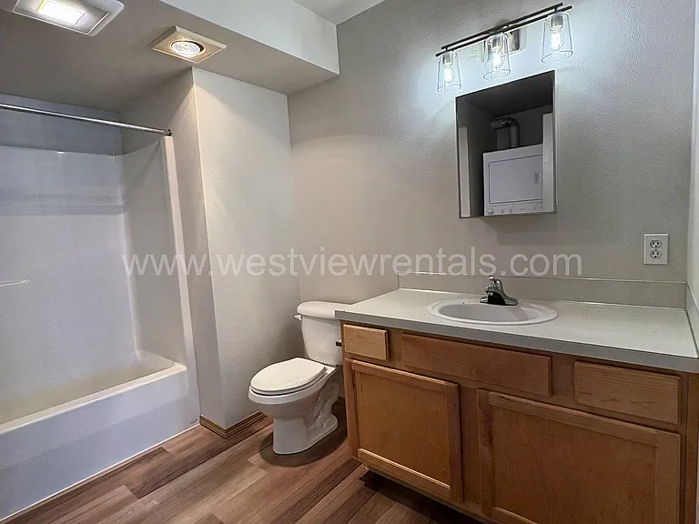139 Prince Ave #301 — Photo 20