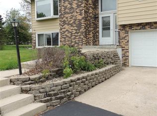 119 Donald Rd, Waterloo, IA 50703