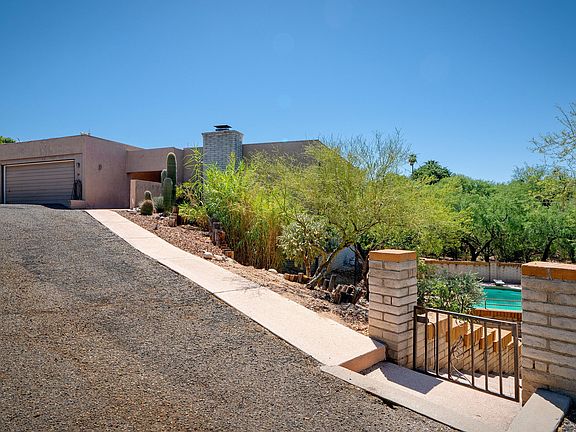4th image of 5662 N Bonita Dr