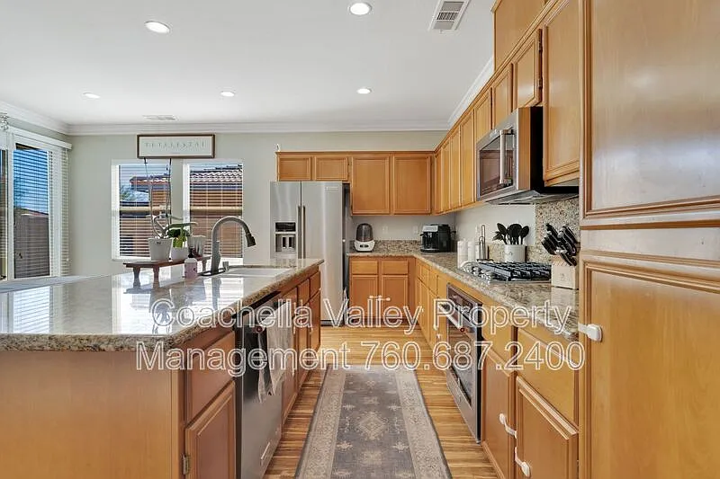 3 bed, 3.0 bath, 1756 sqft, $2,795 — Photo 4