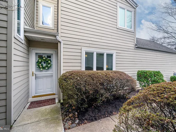 128 Westbury Ct, Doylestown, PA 18901