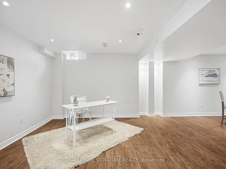 901 Knotty Pine Grv — Photo 41