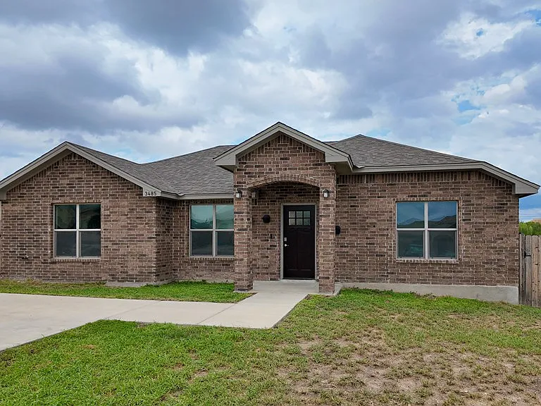 3485 Nicole St — Photo 3