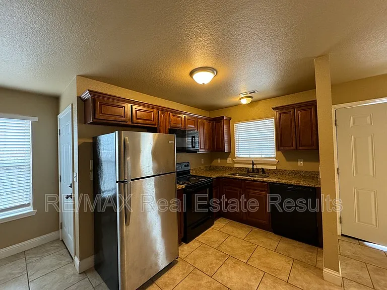 1523 N Dawn Dr — Photo 11