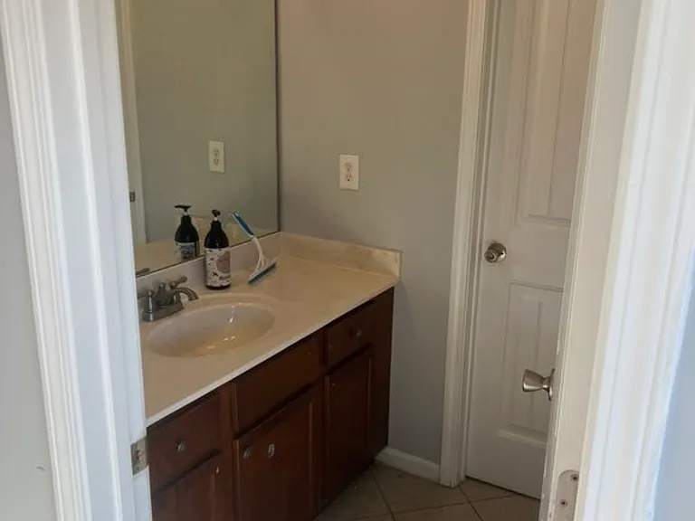 1805 Orange Grove Pl — Photo 17