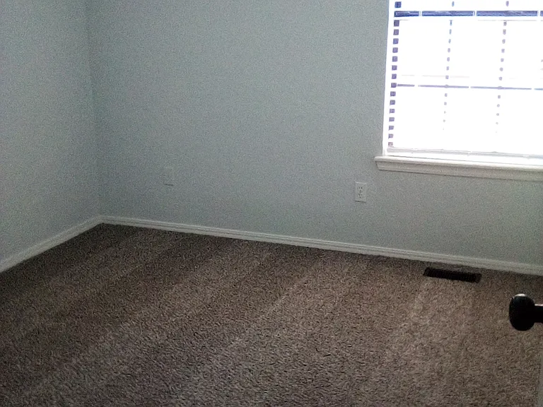 8229 N McKee Blvd — Photo 20