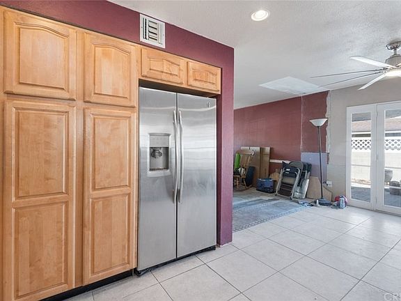 5th image of 19857 Steinway St
