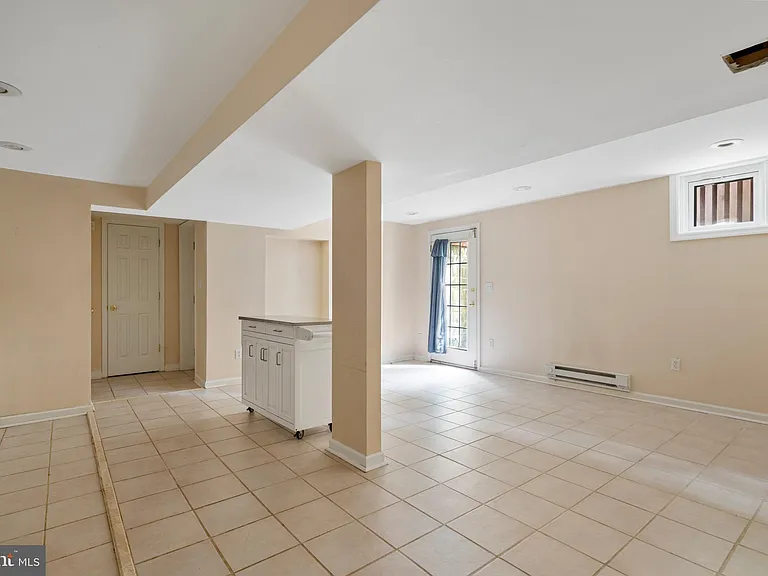 3313 Cleveland Ave NW — Photo 57