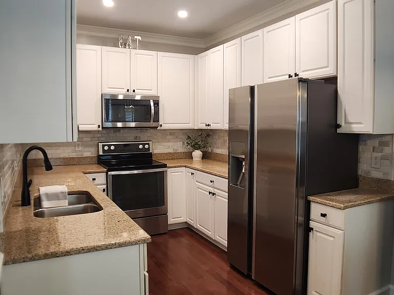 3836 Carnegie Ln — Photo 20