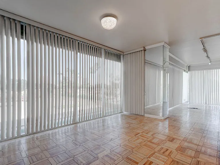 3111 Bel Air Dr #3A — Photo 40