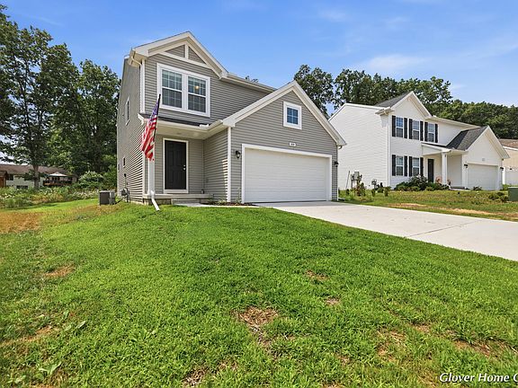 3rd image of 809 Hollyhock Dr