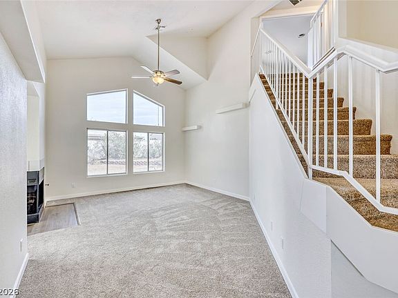 4th image of 403 Leighann Rd