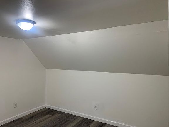 3rd image of 7 Frankfort Ave