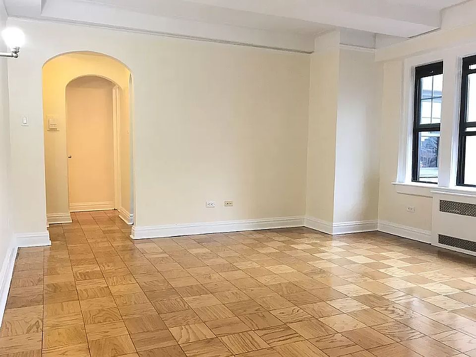 1st image of 95 Christopher St APT 15E