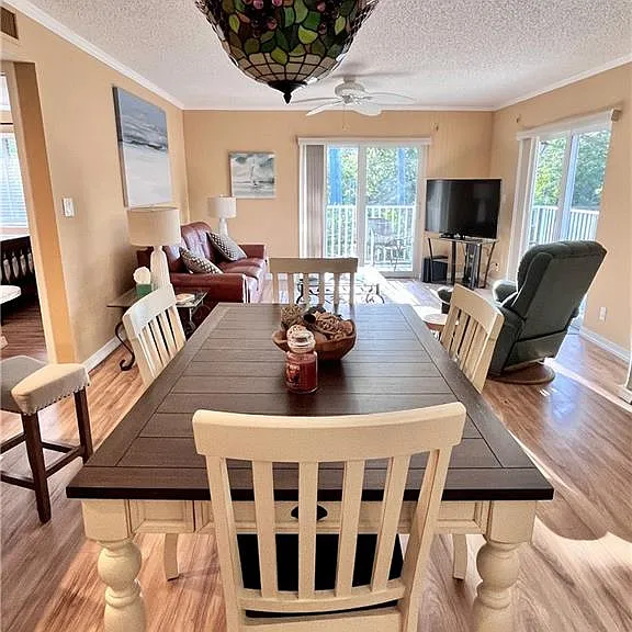 256 Palm Dr #6 — Photo 4