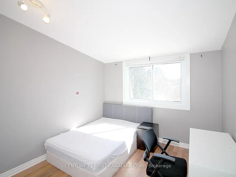 1460 Limberlost Rd #21 — Photo 12