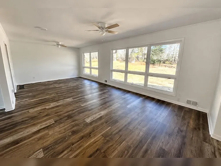1033 Highway 155 N #B — Photo 5
