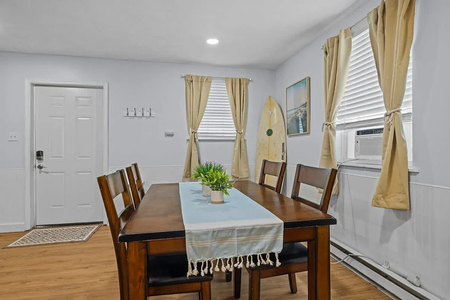 1 bed, 1.0 bath, $1,623 — Photo 4