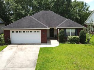 102 Gaffney Ct, Dothan, AL 36305