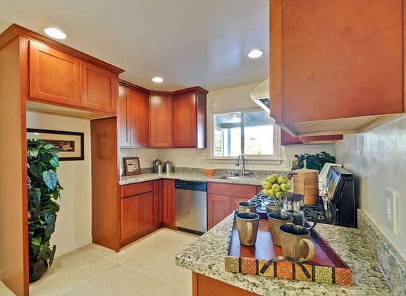 5th image of 2508 Moraine Dr