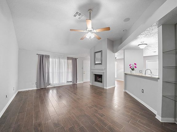 3rd image of 4314 Glen Avon Dr