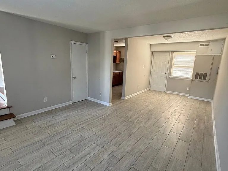 3625 Glenwood Dr #1 — Photo 1