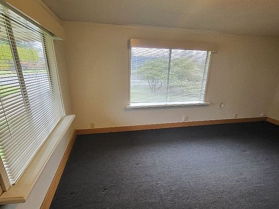 3rd image of 123 Wesarge Rd