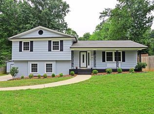 1813 Brookcliff Dr, Greensboro, NC 27408