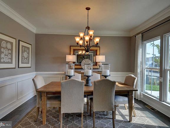 5th image of 12165 Edmund Saul Ct
