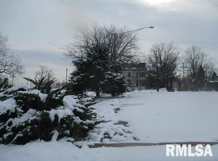 1003-07-13 N North St, Peoria, IL 61604