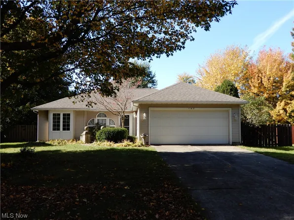 1168 Dock Rd, Madison, OH 44057