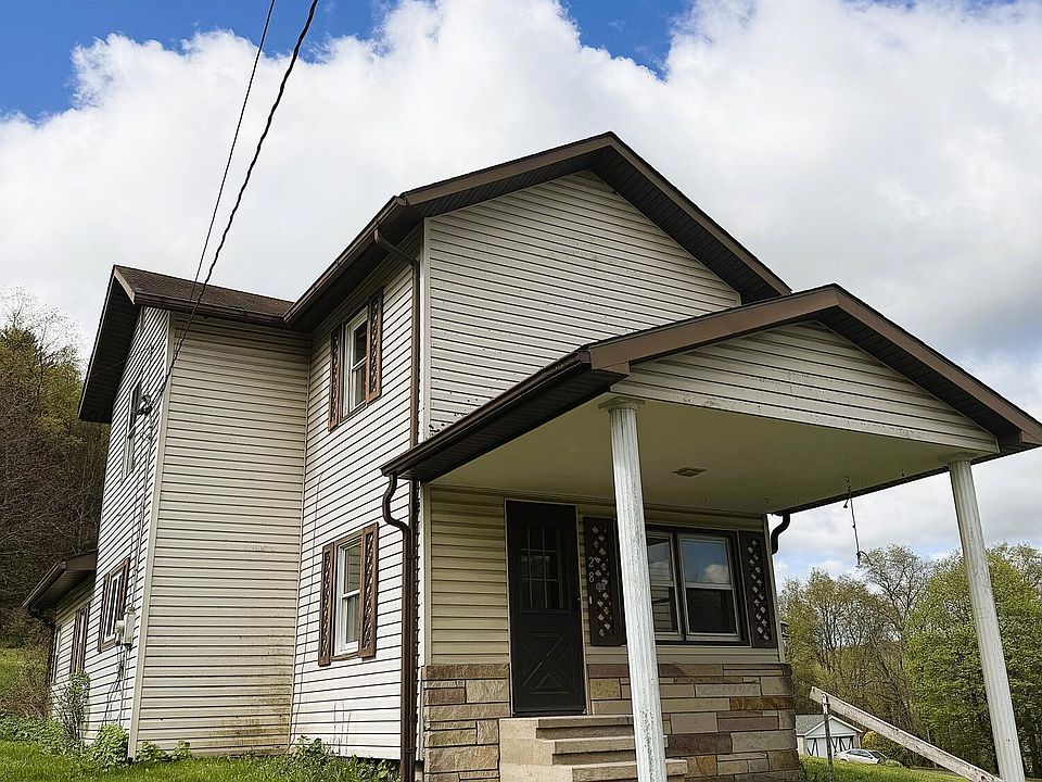 1st image of 28 E Hill St