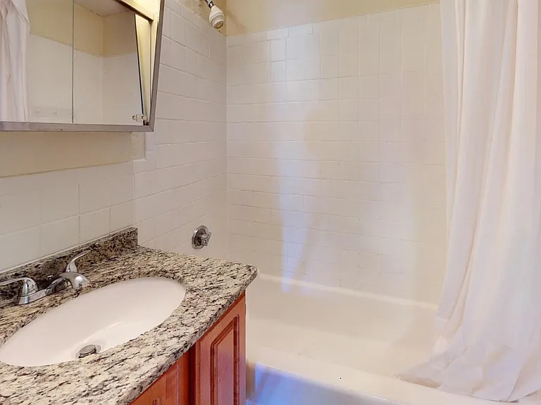 Babcock-Parkman Apartments — Photo 27