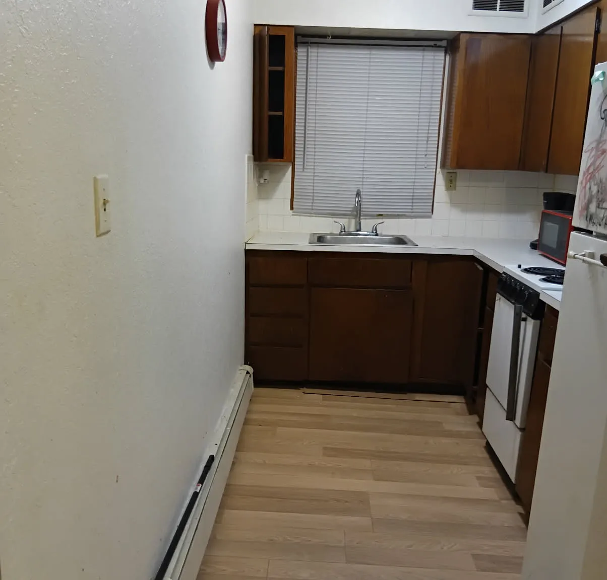 1 bed, 1000 sqft, $1,250 — Photo 2
