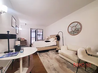 235 West 22nd Street, #6S