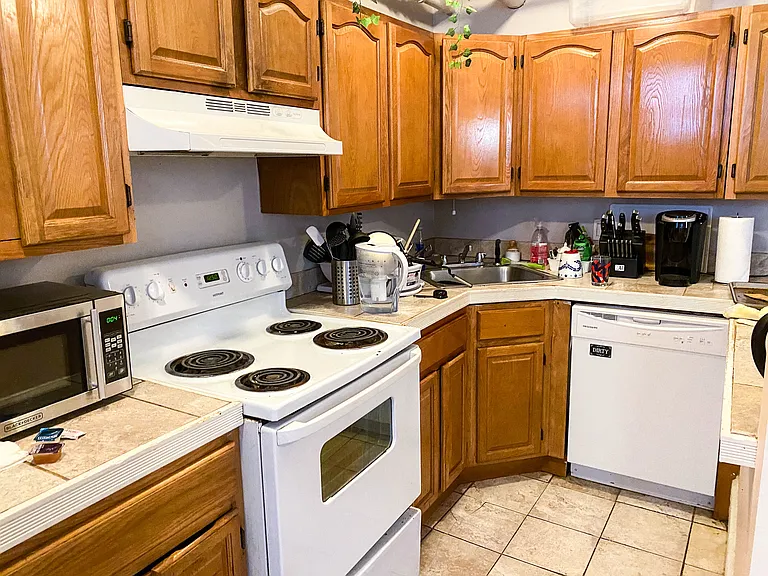 1056 Commonwealth Ave #1 — Photo 6