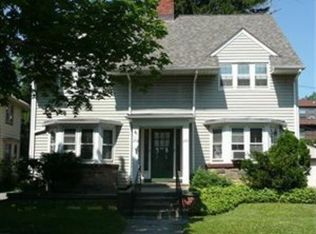 2110 Renrock Rd, Cleveland Heights, OH 44118